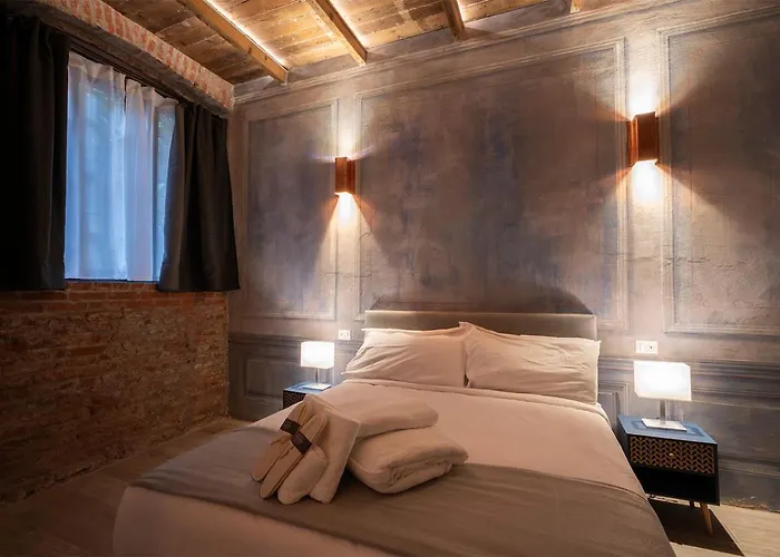 Emme Loft I Blue Moon - Elegant Luxury Loft Apartment