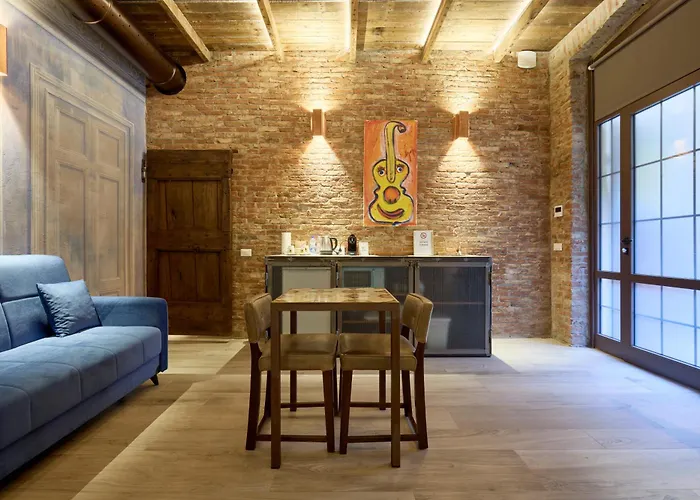 Emme Loft I Blue Moon - Elegant Luxury Loft Apartment *